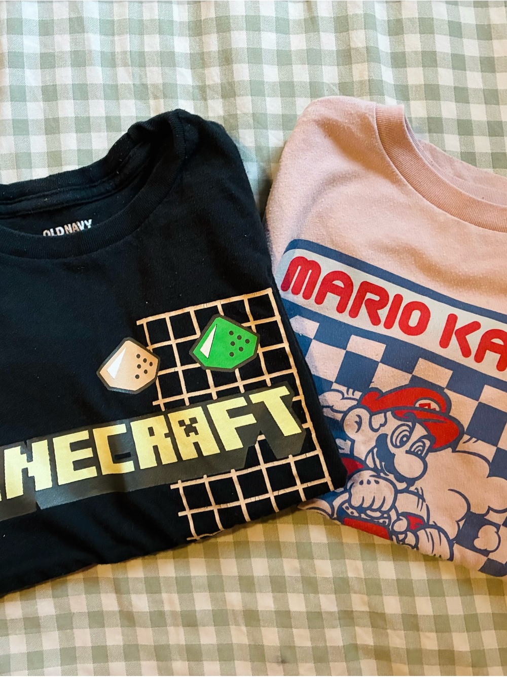 Bundle: 2x Old Navy Kids Graphic Tee